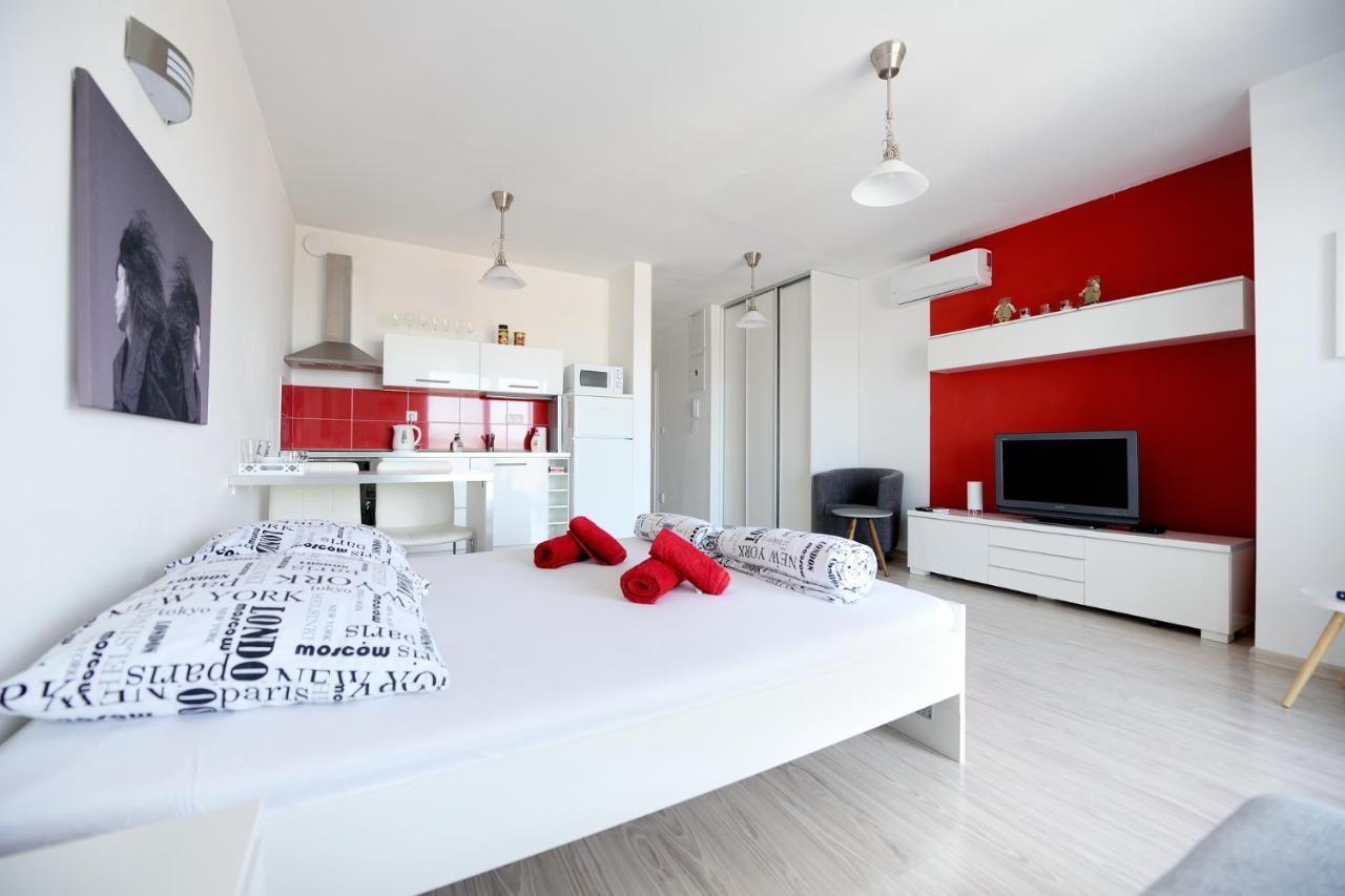Apartman Centroom Piest'any Exterior photo